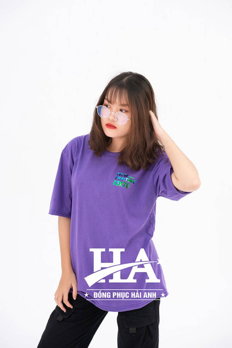 Mẫu áo lớp Hologram màu tím violet đẹp, độc đáo dành cho các lớp phong cách, cá tính 