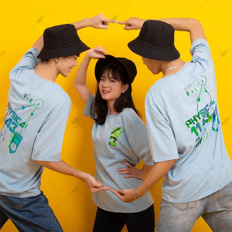 áo lớp màu xanh dương nhạt