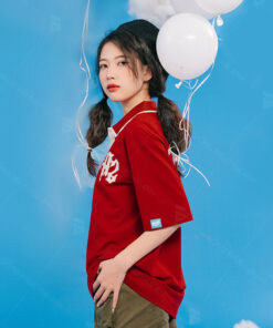 Mẫu Áo Lớp Oversize Cổ Dệt Màu Đỏ – BST Classy - ảnh 6
