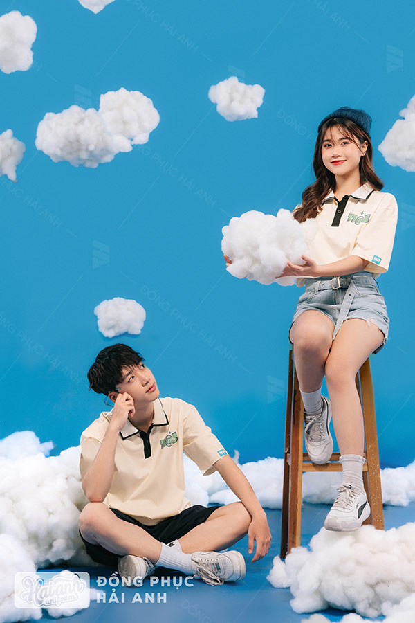 Mẫu Áo Lớp Oversize Cổ Dệt Màu Kem Chesee – BST Classy - ảnh 6
