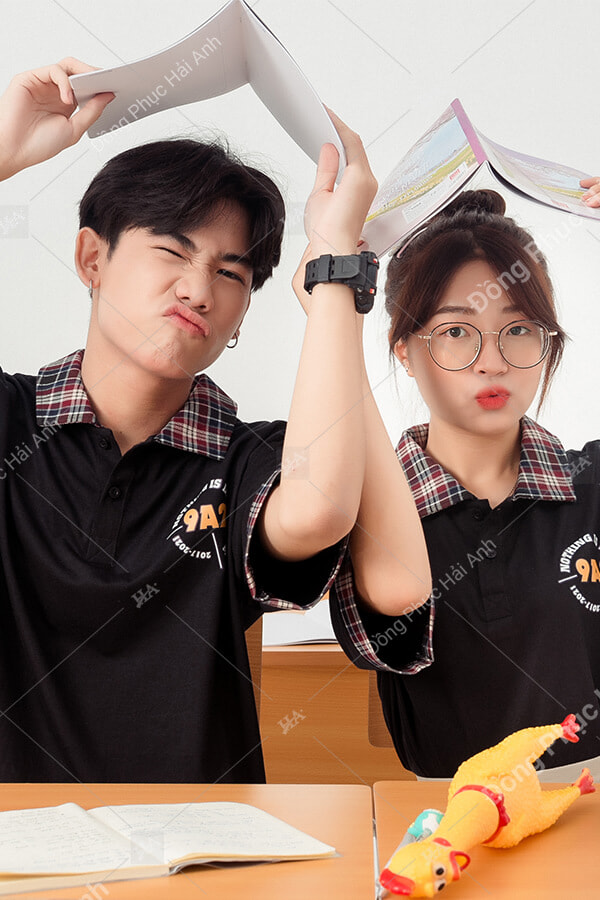 Áo Lớp Poka Màu Đen Cổ Choco 9A2