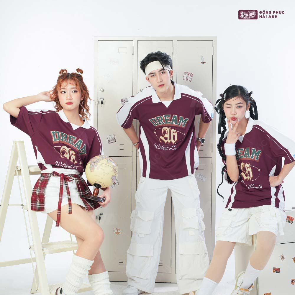 Moster đỏ mận - Áo lớp polo với thiết kế mang đậm phong cách Gothic lạ mắt