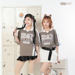 Mẫu Áo Lớp Polo Oversize Monster Màu Xám Chì - ảnh 1