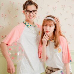 Mẫu áo lớp Retro cổ Trami Family Friend Food, Fun