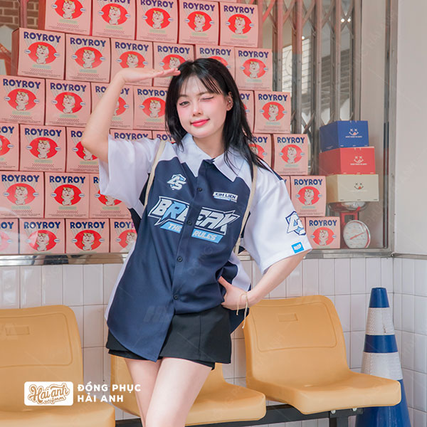 Áo Lớp Sơ Mi Oversize Chasing Màu Xanh Đen Hình 3