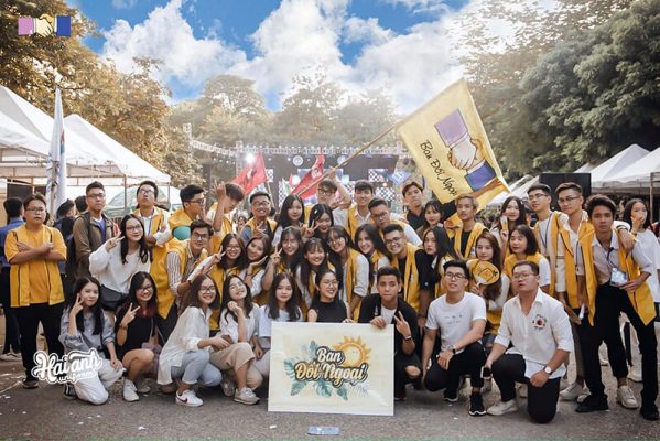 Mẫu áo nhóm, club câu lạc bộ kinh doanh quốc tế