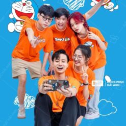 Mẫu Áo Simple Lớp Doraemon màu cam năng động, trẻ trung