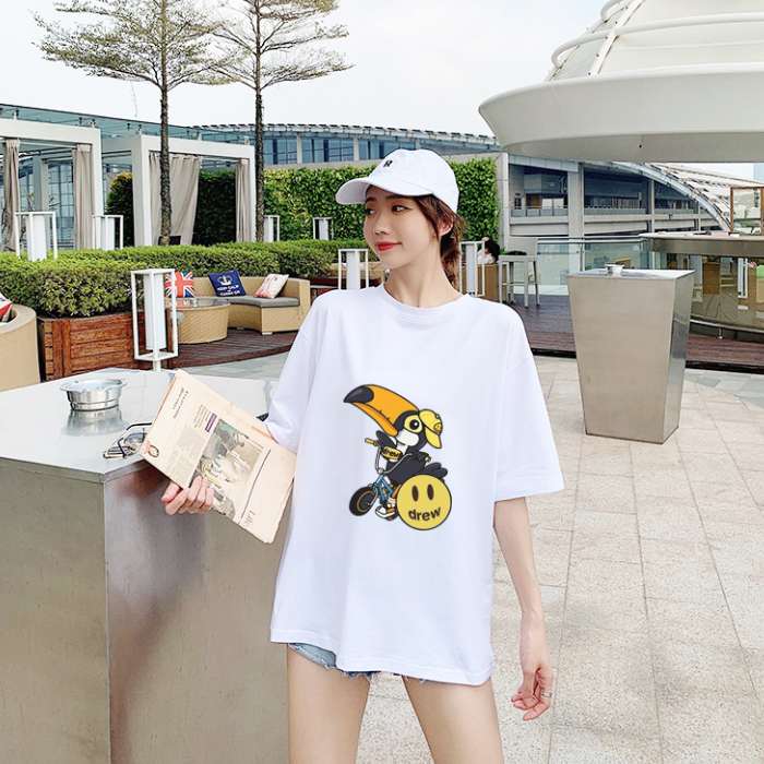 Mẫu áo thun Drew chim nhiều màu tông màu trắng