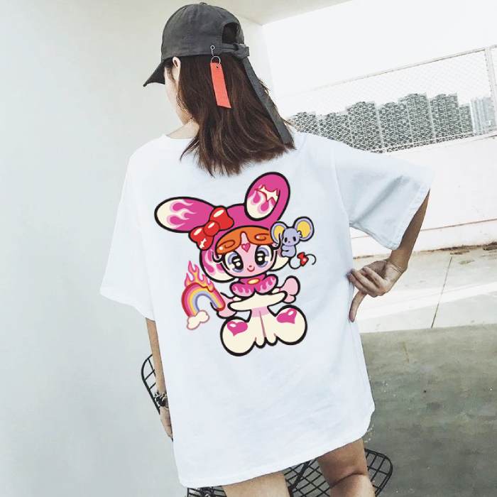 Áo thun hình in Pinkii màu trắng