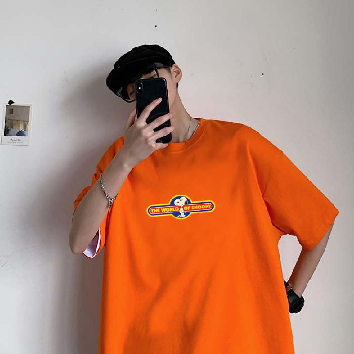 Mẫu áo thun Snoopy màu cam