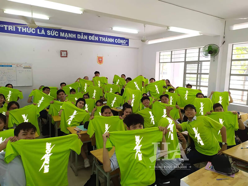 Mẫu thiết kế áo lớp phản quang được chính Đồng phục Hải Anh sản xuất