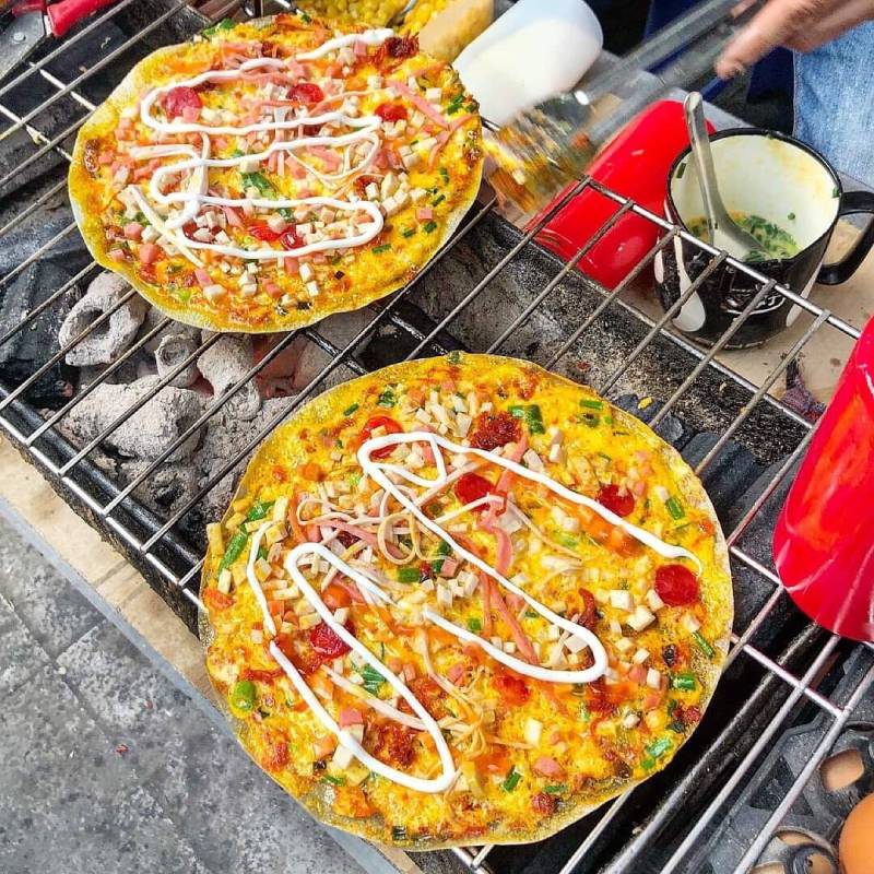 Bánh tráng nướng, món ăn vặt nổi tiếng "ăn là nghiện"