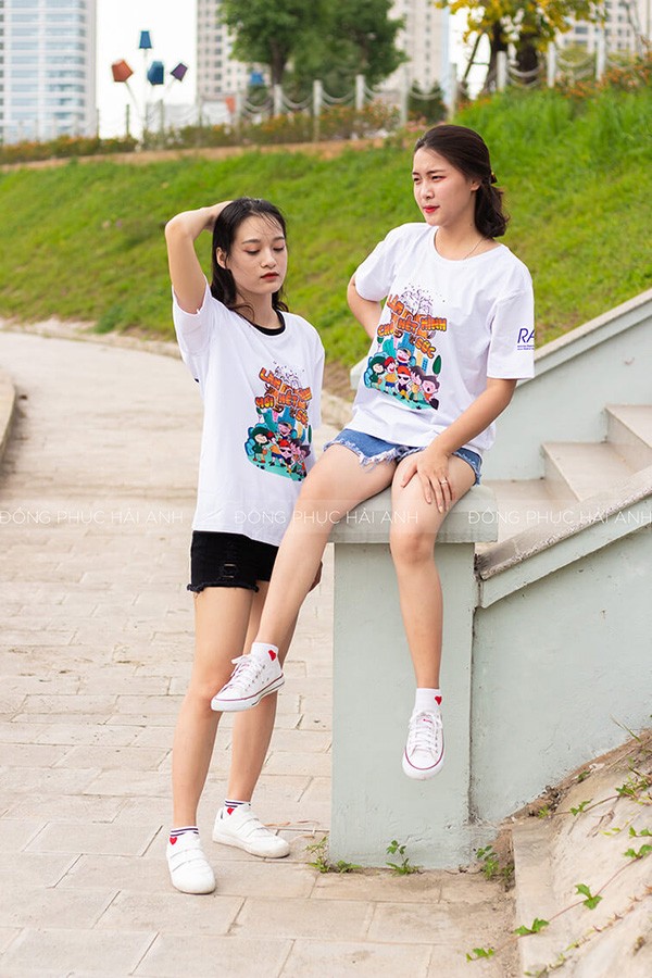 Áo đồng phục du lịch