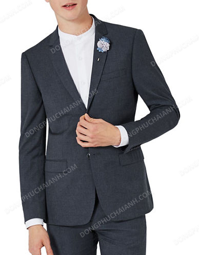 Chất liệu của mẫu thiết kế đồng phục áo vest nam công sở này có phẩm cấp cực cao.