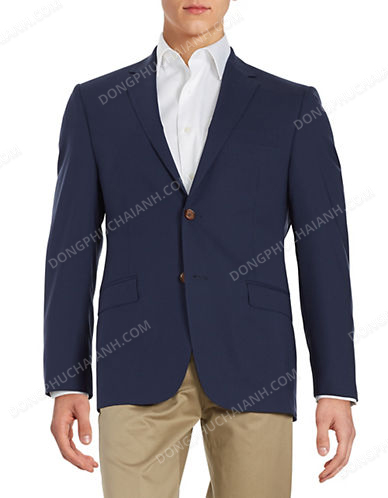 Vừa thể hiện sự hiện đại, mới mẻ, mẫu thiết kế đồng phục áo vest nam công sở này cũng có sự lịch lãm, sang trọng vốn dĩ dành cho chính nó.