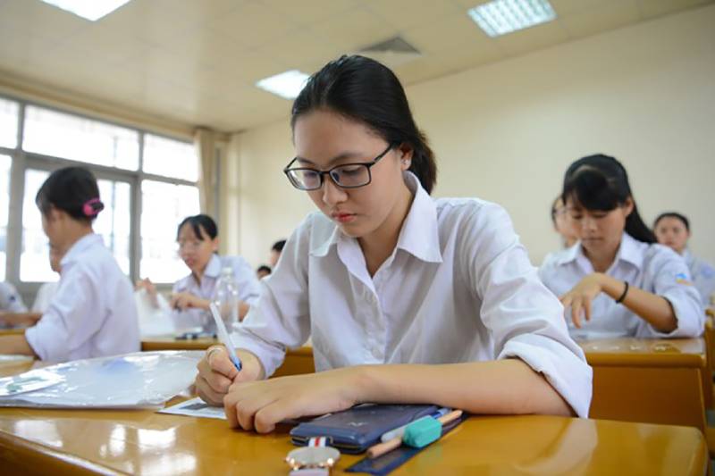 Khi đi thi cần mang những gì để không vi phạm quy định bài làm