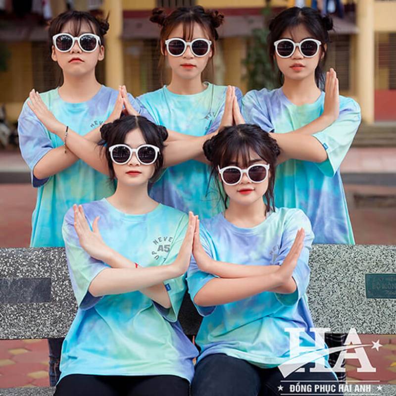 Áo phông đồng phục lớp Tie Dye trẻ trung, năng động