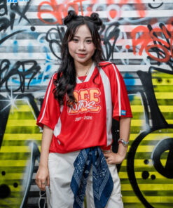 Mẫu Áo Đồng Phục Lớp Oversize Shine On Màu Đỏ Đô - ảnh 3
