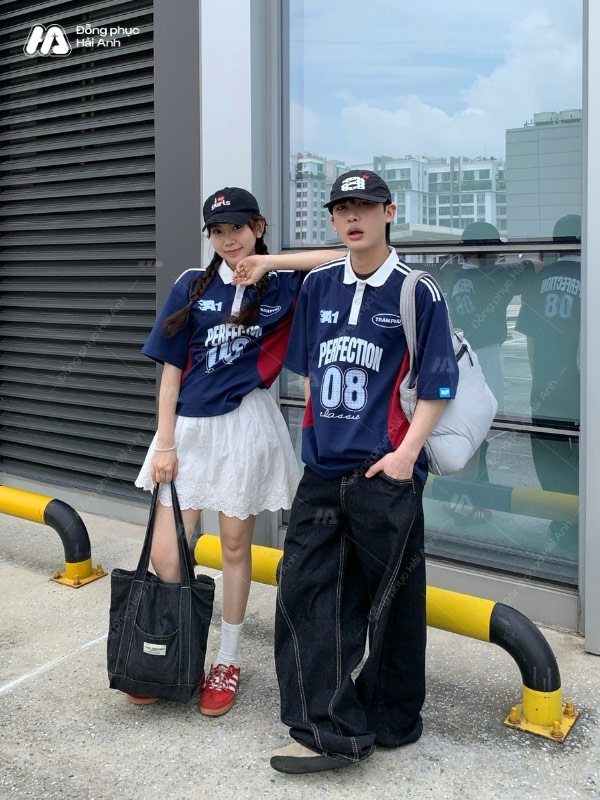 Mẫu Áo Đồng Phục Lớp Polo Oversize Game On Màu Xanh Đen Phối Đỏ - ảnh 4