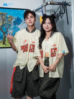 Mẫu Áo Đồng Phục Lớp Sơ Mi Oversize Flexin Màu Kem Cheese