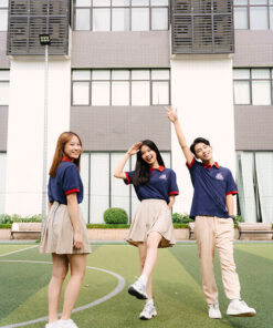 Mẫu Áo Đồng Phục Lớp Polo Besties Màu Xanh Đen Cổ Đỏ Đô - ảnh 4