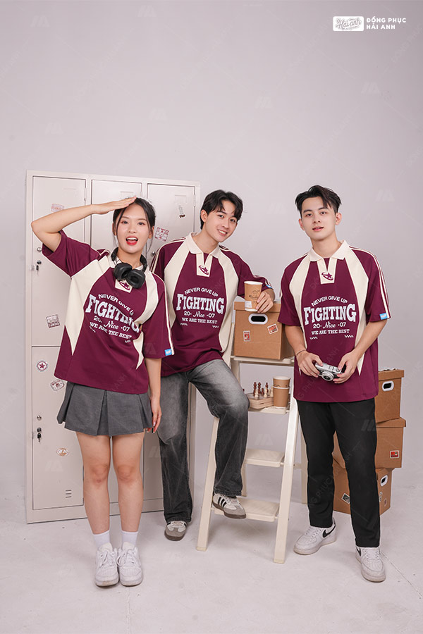 Mẫu Áo Đồng Phục Lớp Polo Oversize Cheerful Màu Đỏ Mận