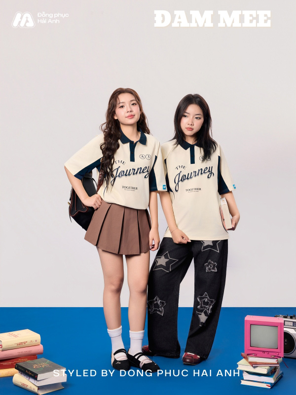 Mẫu Áo Lớp Polo Oversize Đam Mee Màu Kem Cheese
