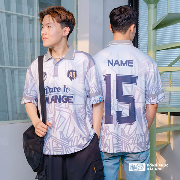 Mẫu Áo Lớp Polo Oversize Trophy Màu Xám Trắng Cool Ngầu