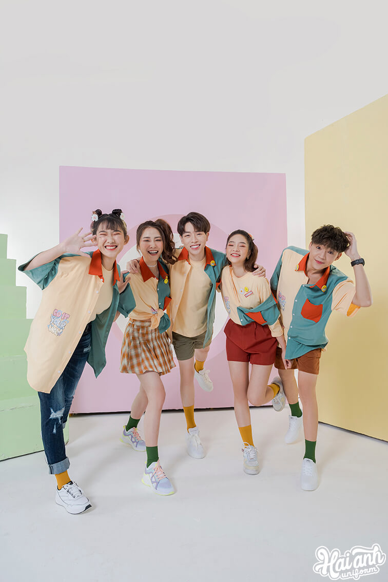 Mẫu áo lớp sơ mi Funny Windy