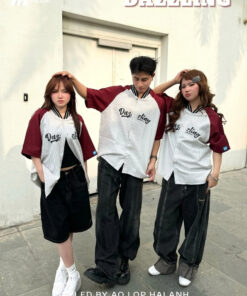 Mẫu Áo Lớp Sơ Mi Oversize Dazzling Màu Xám Phối Đỏ Đô