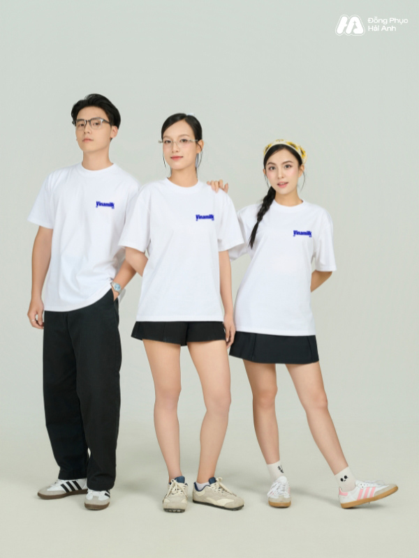 Mẫu áo thun FastUni chất liệu vải Hato thoáng mát, dễ chịu