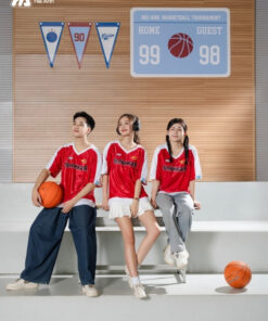 Mẫu Áo Thun Đồng Phục Lớp Oversize Cổ Tim Fearless Màu Đỏ Đô - ảnh 3