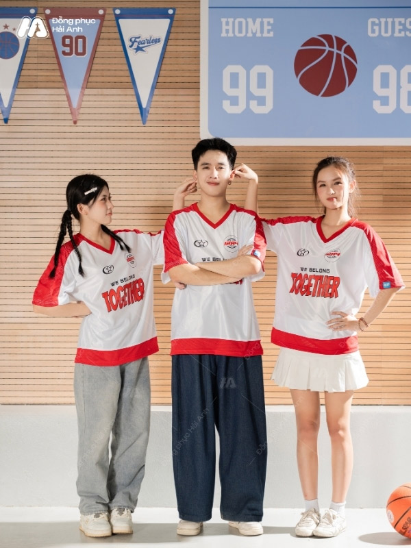 Mẫu Áo Thun Đồng Phục Lớp Oversize Cổ Tim Fearless Màu Trắng - ảnh 2