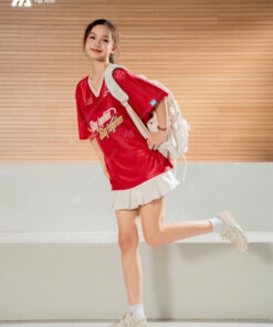Mẫu Áo Thun Đồng Phục Lớp Oversize Cổ Tim Màu Đỏ Đô - ảnh 5