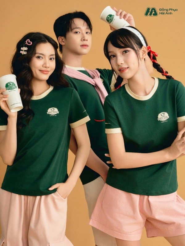 Mẫu á thun đồng phục Phúc Long màu xanh Iris chất liệu Prime Cotton Ultimate