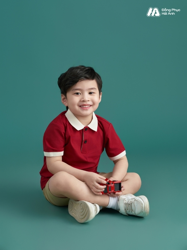 Mẫu Đồng Phục Mầm Non Hacool 02 Màu Đỏ Đô - ảnh 4