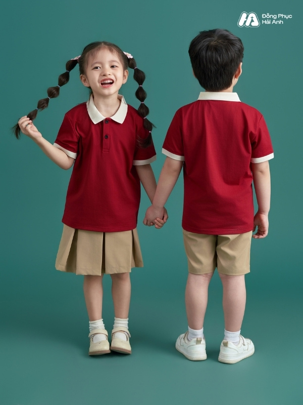 Mẫu Đồng Phục Mầm Non Hacool 02 Màu Đỏ Đô