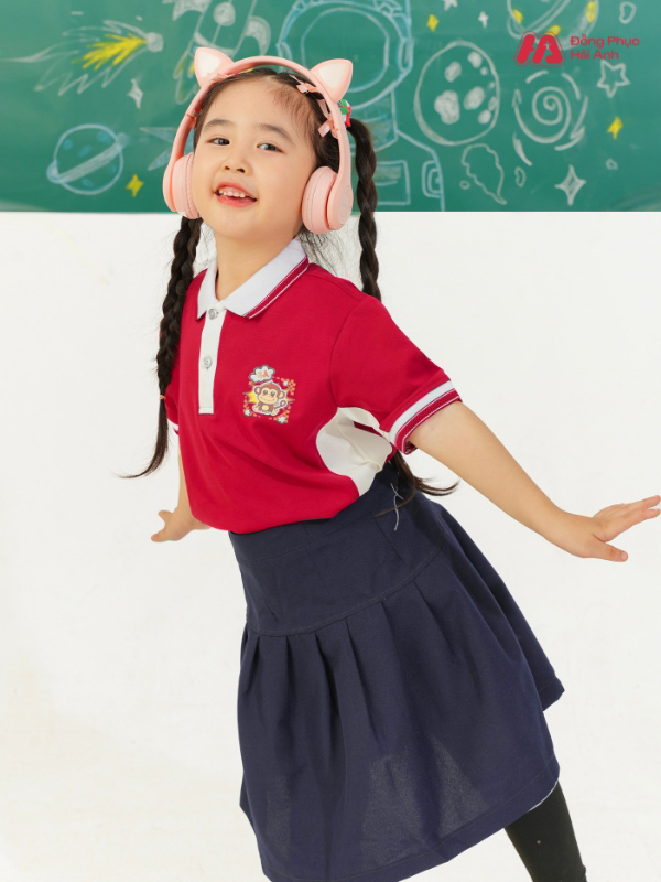 Mẫu Đồng Phục Mầm Non Màu Đỏ Phối Sườn - ảnh 2