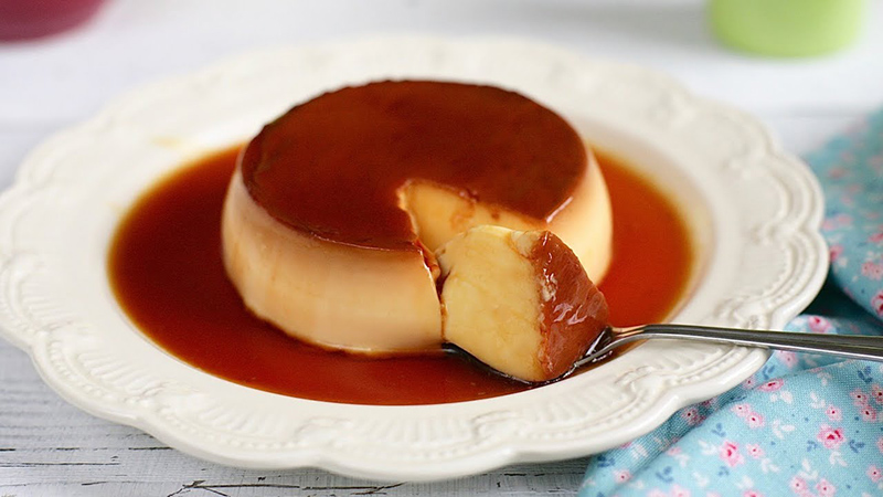 Tự làm món ăn vặt đơn giản tại nhà - Bánh Flan