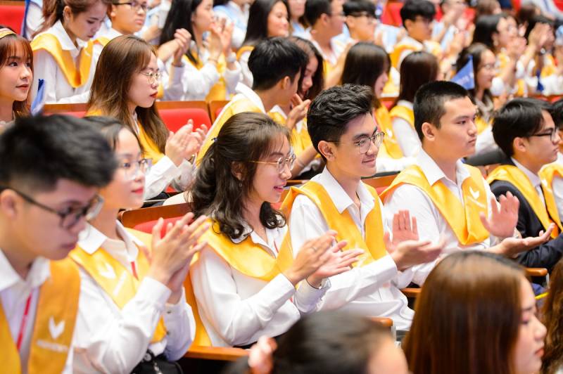 Chỉ với 300 chỉ tiêu sinh viên trong năm học 2020 - 2021 diễn ra rất gắt gao